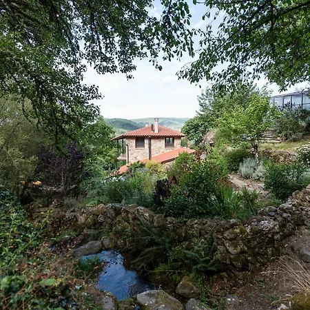 Dom wakacyjny Casa De Lujo En La Ribeira Sacra San Martin (Lugo)