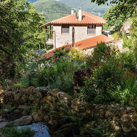 Dom wakacyjny Casa De Lujo En La Ribeira Sacra